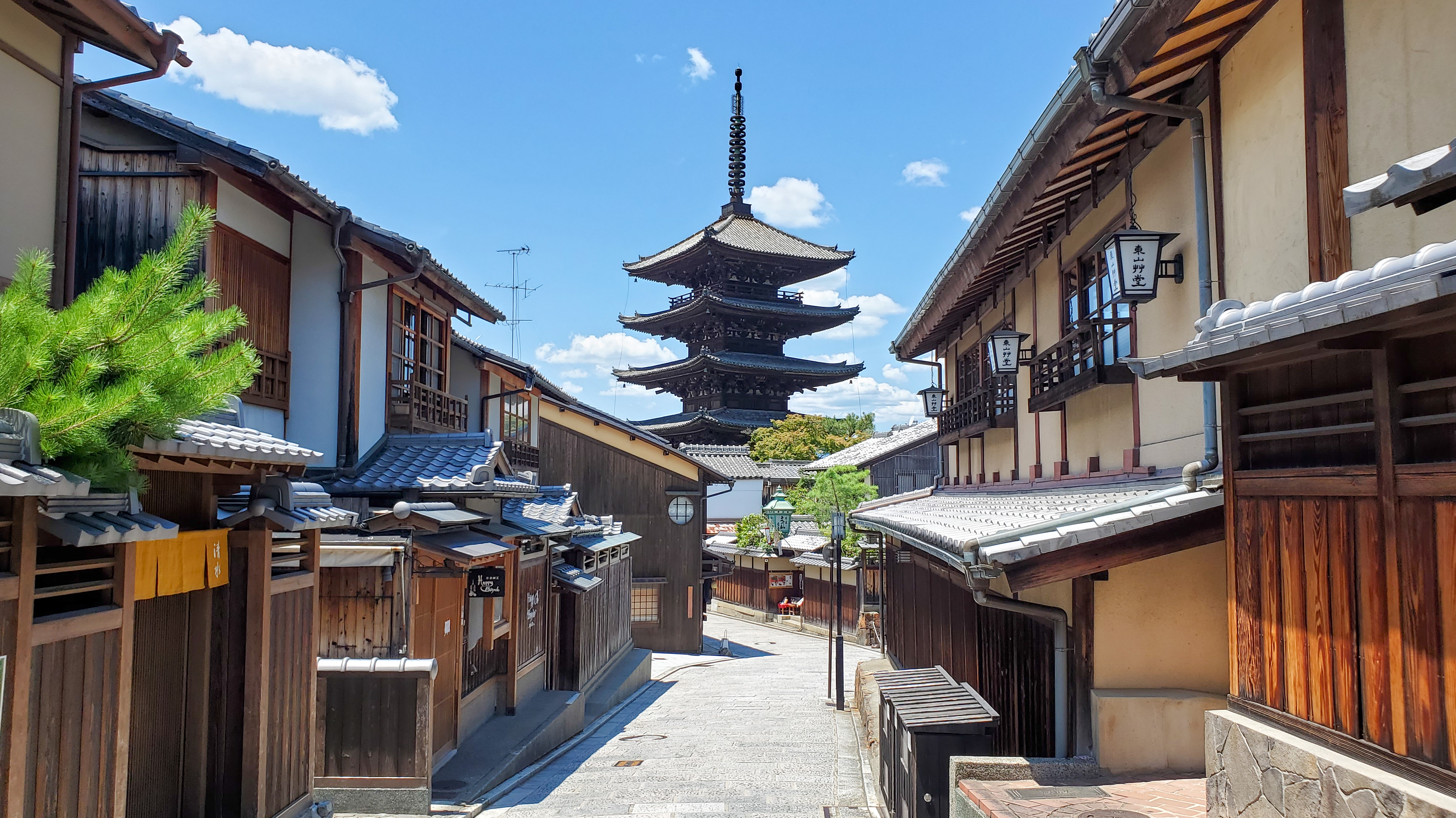 Tour image 3e2df98c-216c-47c3-9730-7cd12b154207